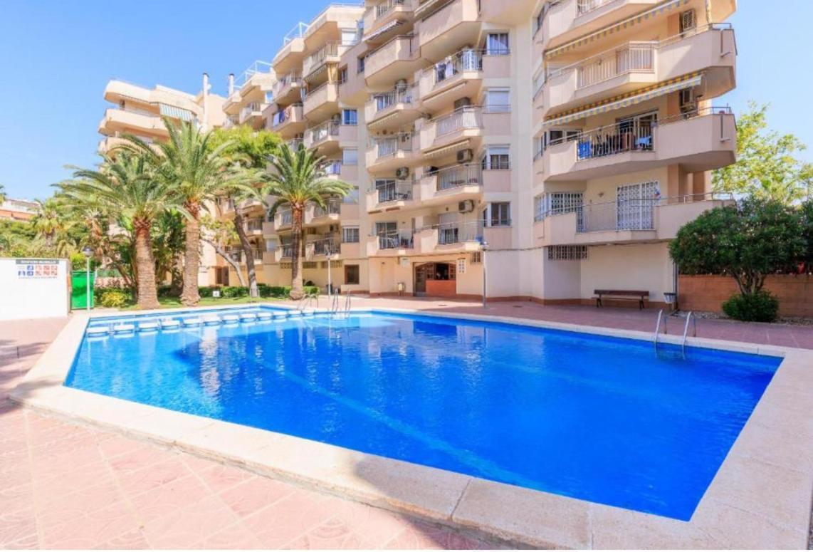 Apartamento En Салоу Экстерьер фото